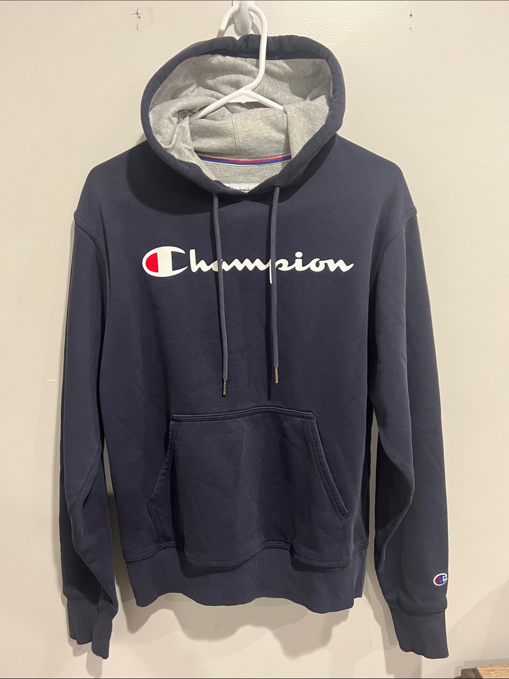 champion navy hooded sweatshirt men’s S sports outdoors
